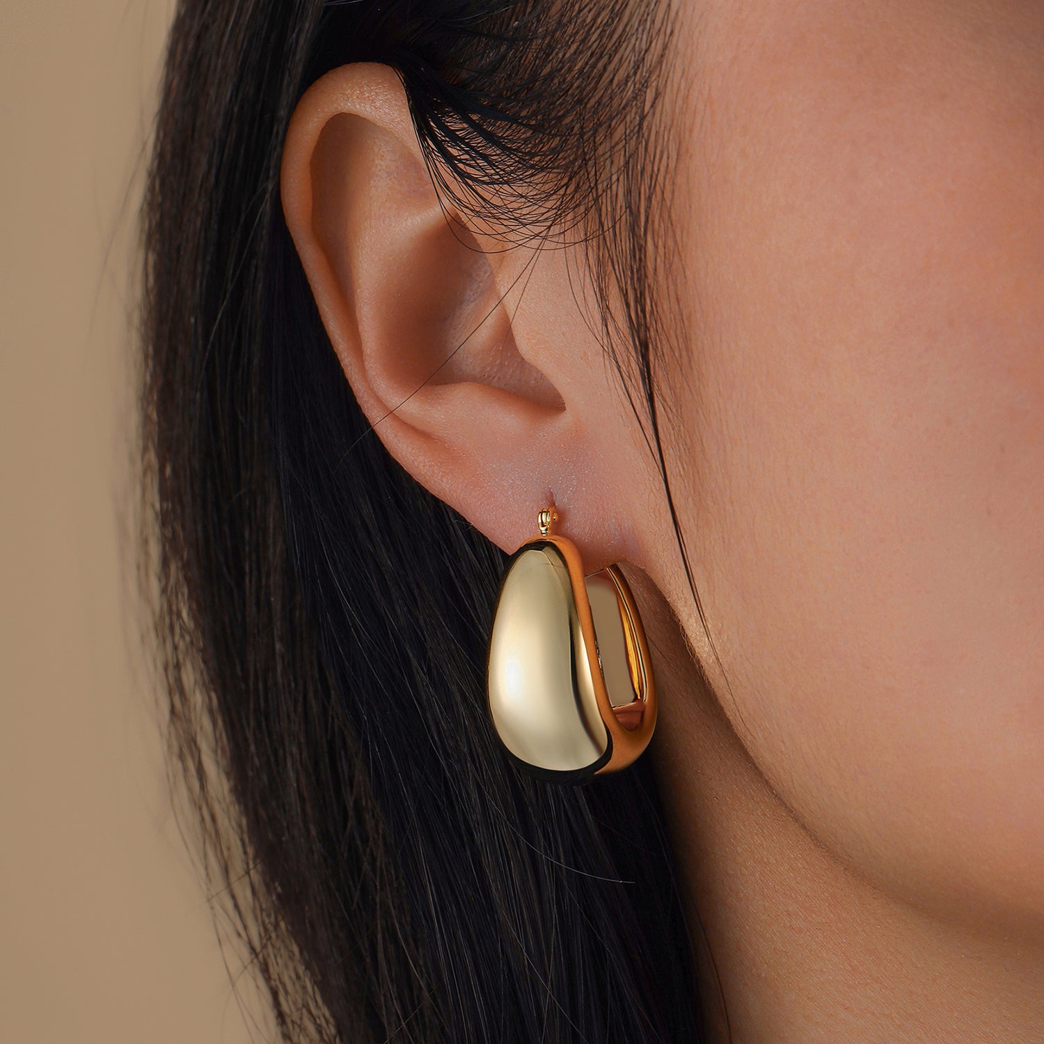 Gia Chunky Wide Hoops Earrings