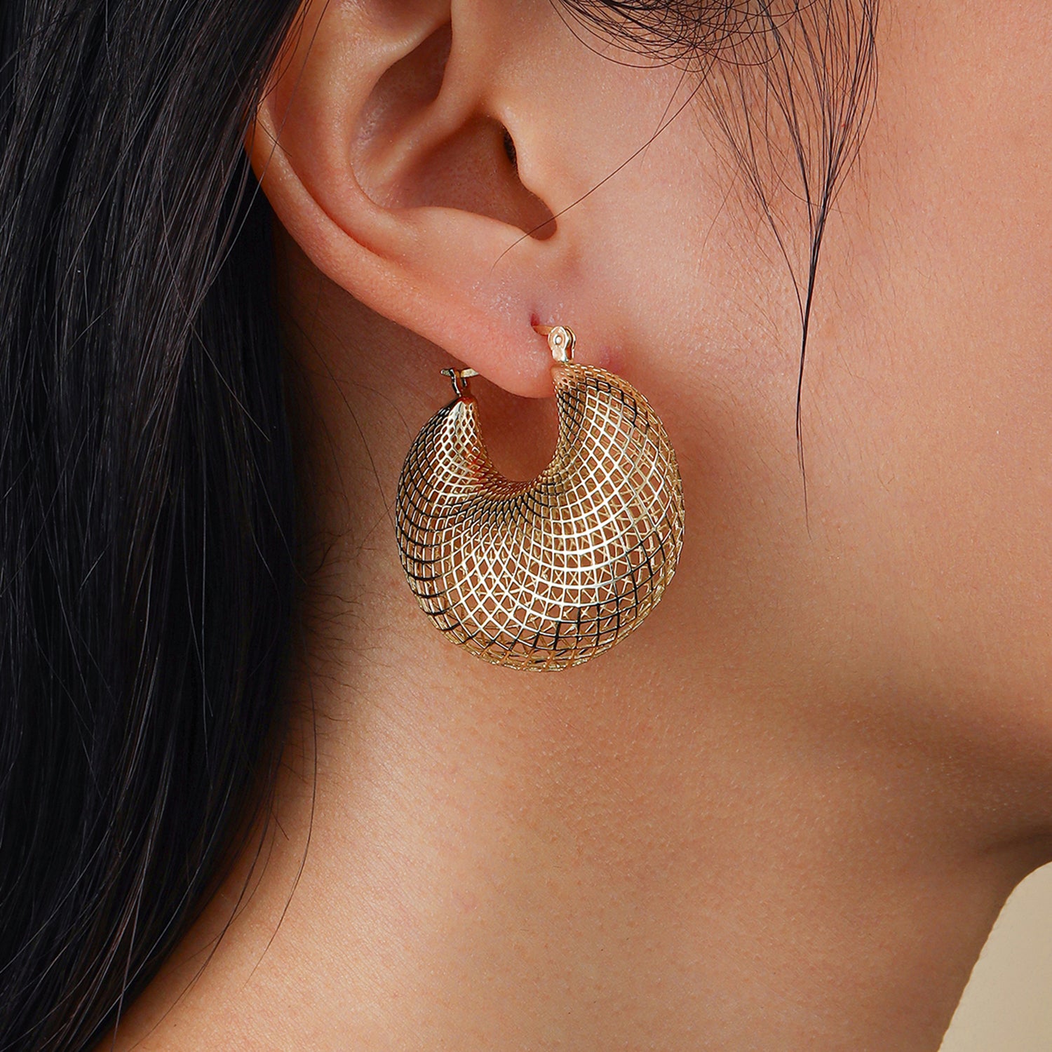 Lan Chunky Filigree Hoop Earrings