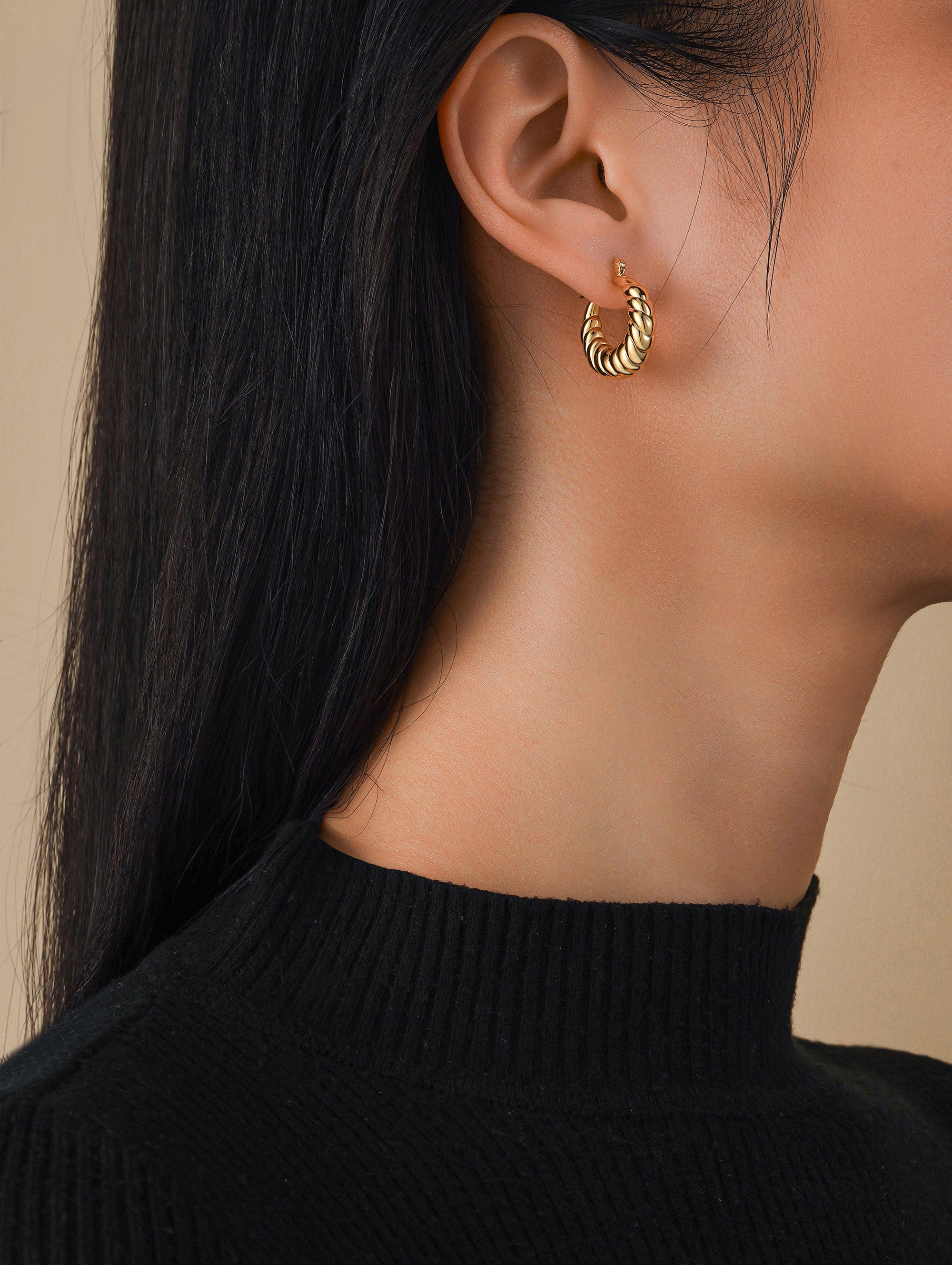 Rio Chunky Croissant Hoop Earrings