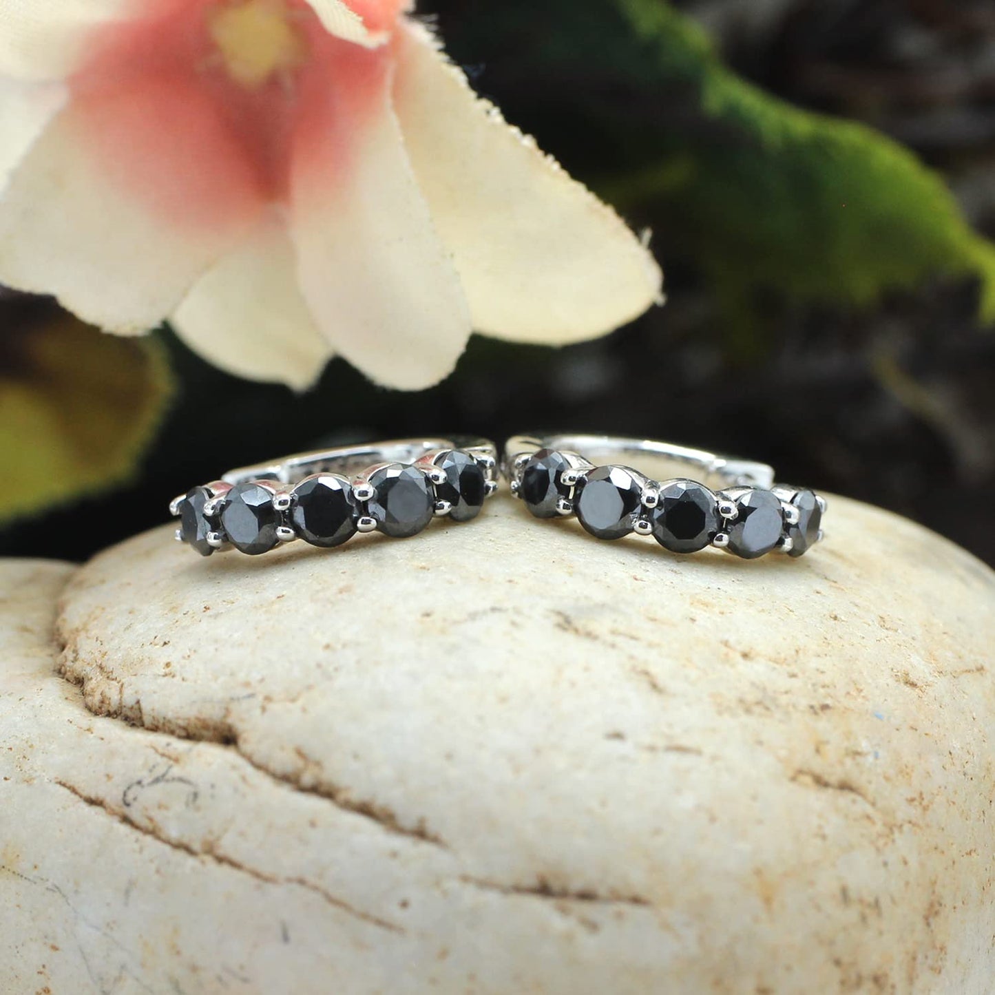 1 3/5 Carat Round Cut Lab Created Black Moissanite Diamond Hoop Earrings In 925 Sterling Silver (1.60 Cttw)