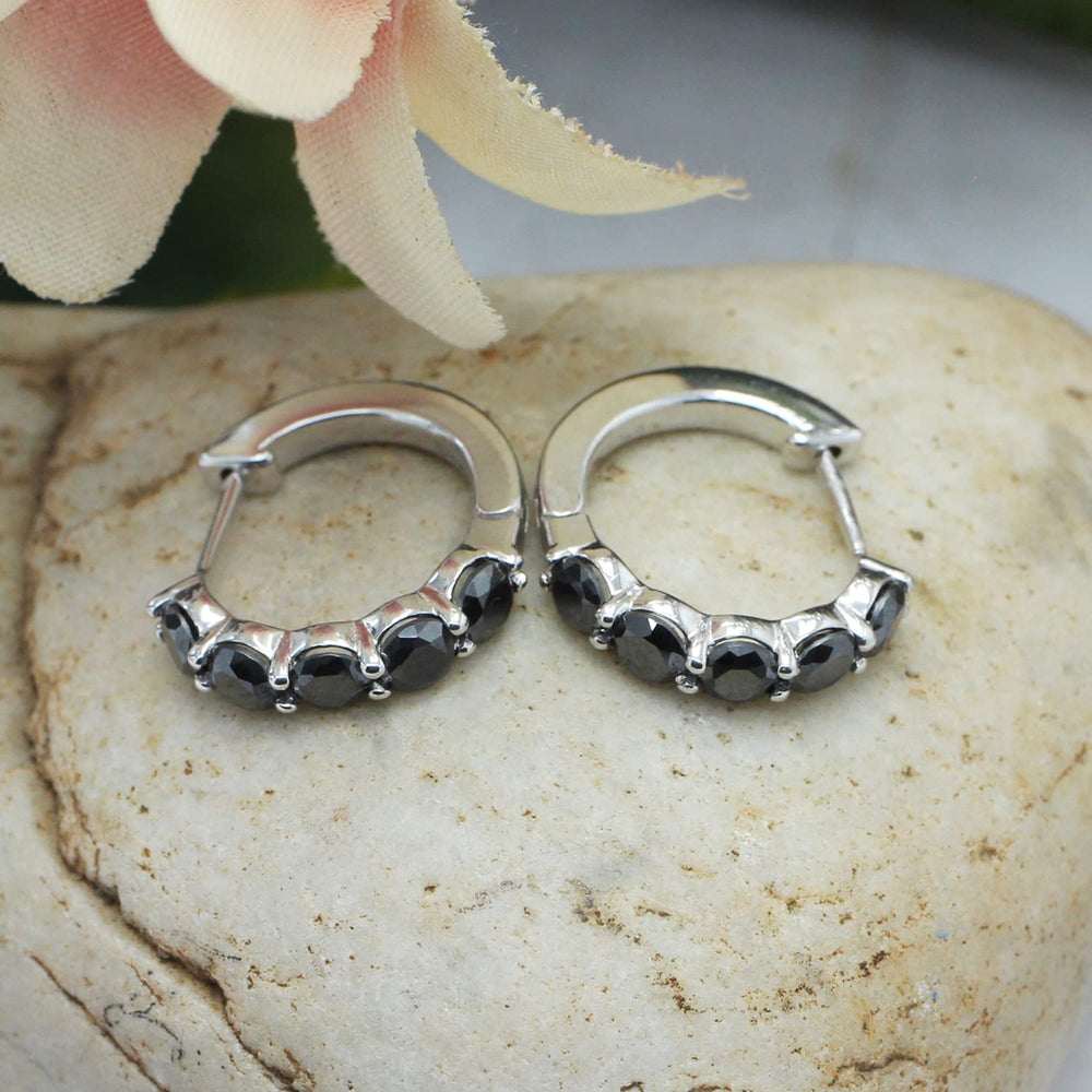 
                      
                        1 3/5 Carat Round Cut Lab Created Black Moissanite Diamond Hoop Earrings In 925 Sterling Silver (1.60 Cttw)
                      
                    