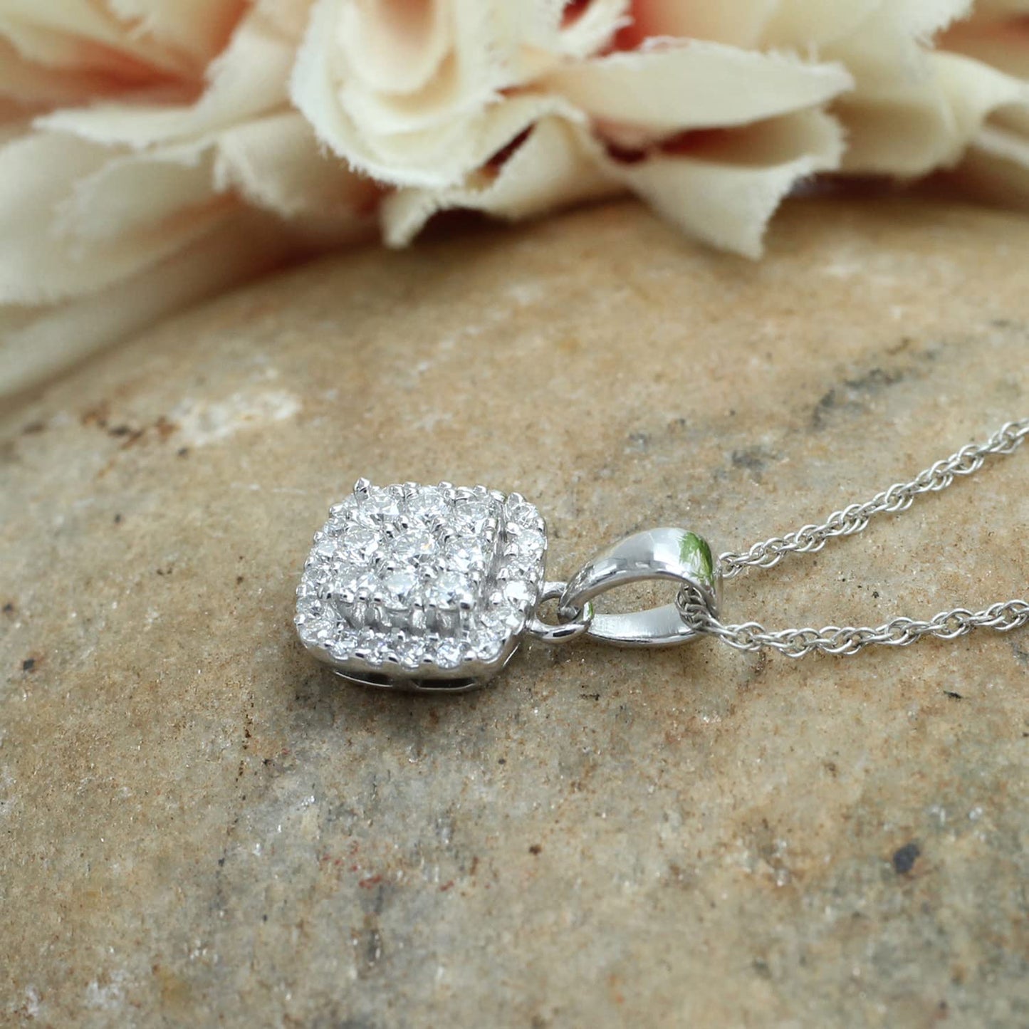 1/3 Carat Round Cut Lab Created Moissanite Diamond Cluster Pendant Necklace In 925 Sterling Silver (0.33 Cttw)