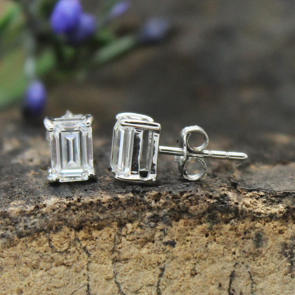 
                      
                        4x6MM Emerald Cut Lab Created Moissanite Diamond Solitaire Stud Earring For Women  In 925 Sterling Silver (1.20 Cttw)
                      
                    