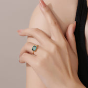 Kit Emerald Solitaire Engagement Ring