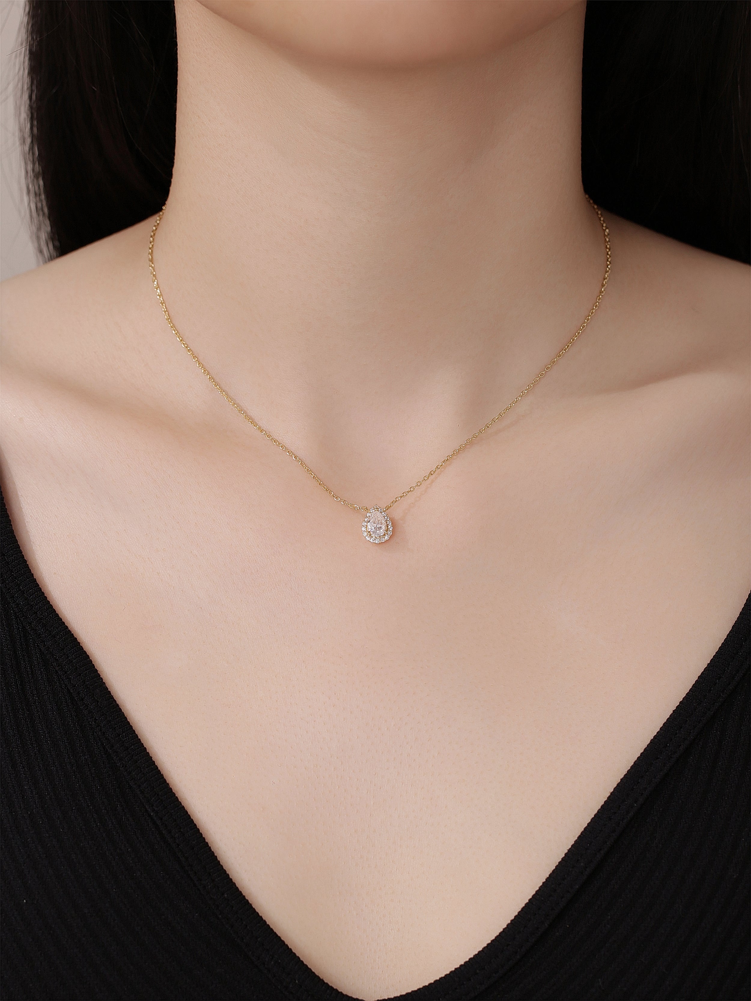 TearDrop Moissanite Diamond Necklace