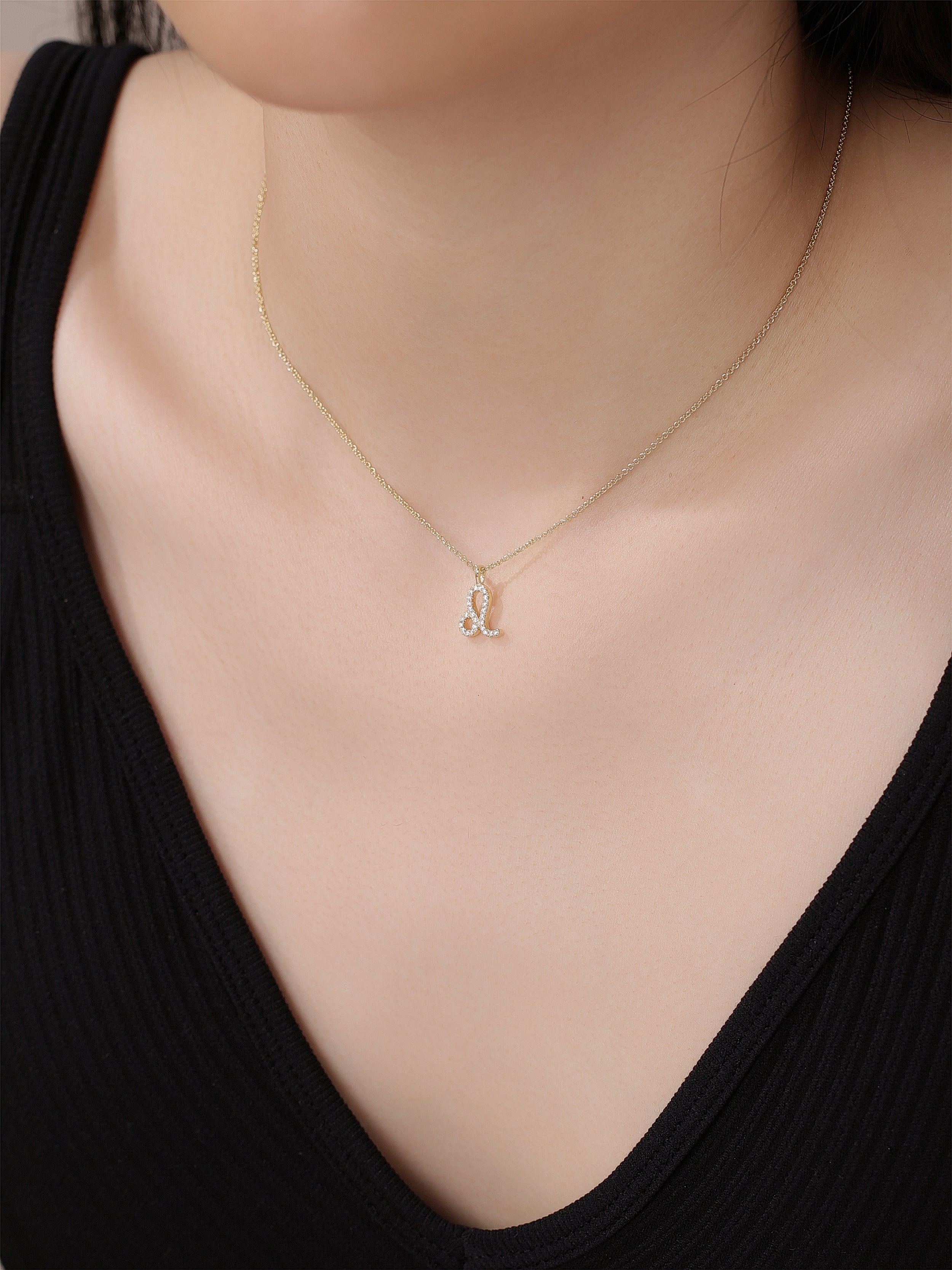 Zodiac Sign's Moissanite Diamond Necklace