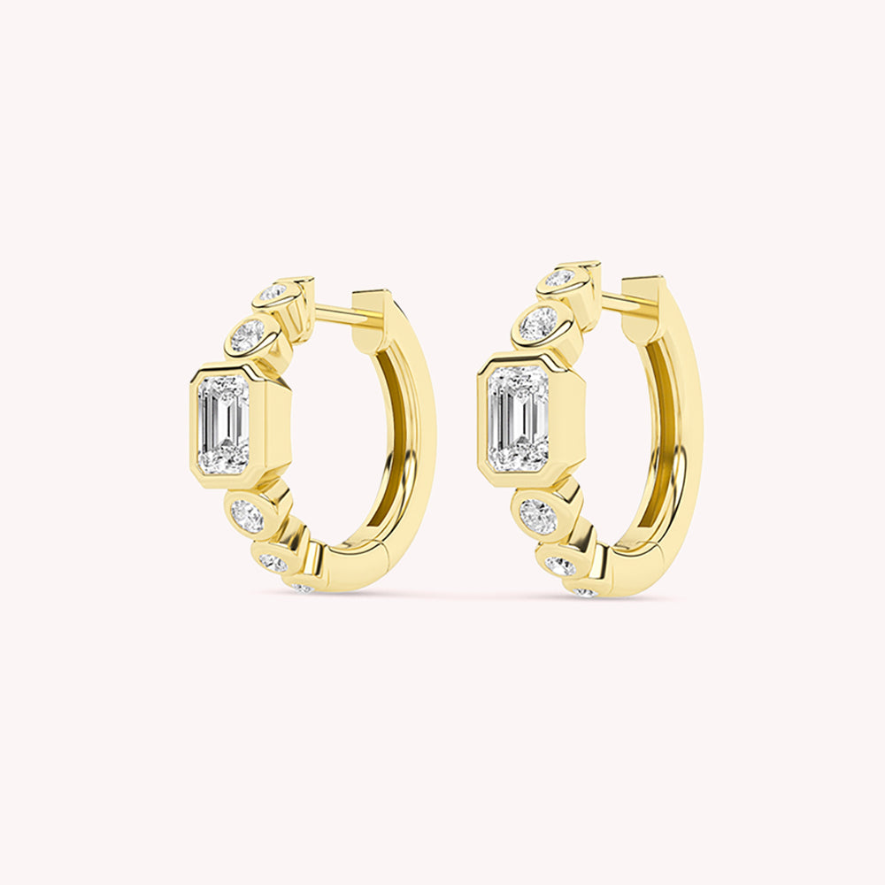 Echo Bazel Set Hoop Earrings