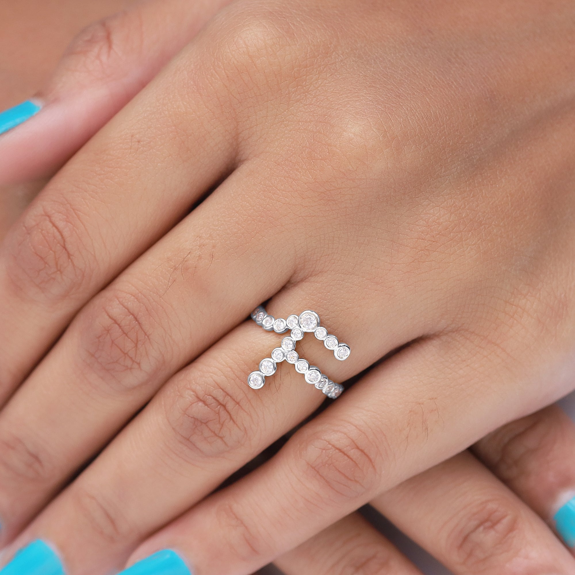 Bubble Round shape White Cubic Zirconia Initial Letter Ring
