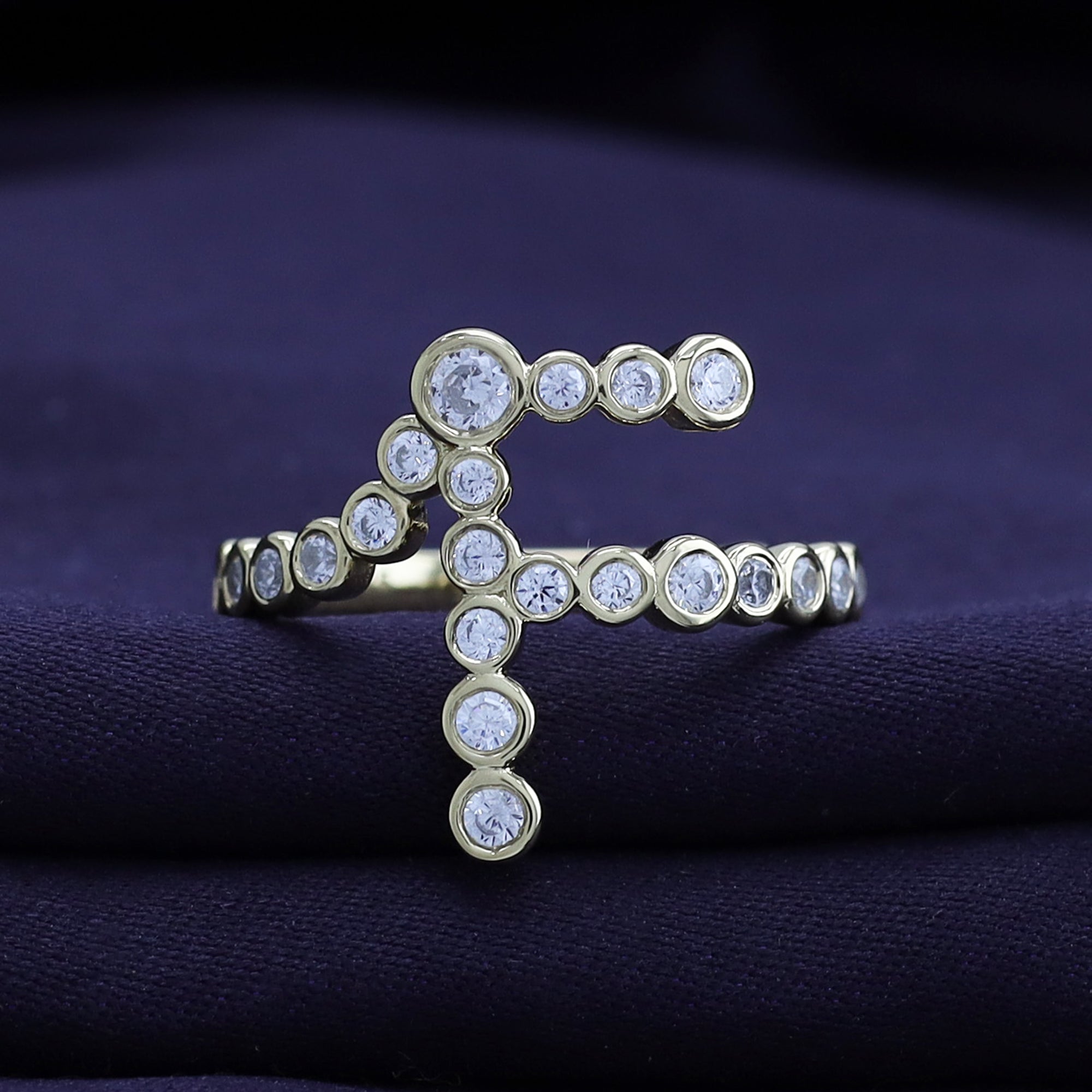 Bubble Round shape White Cubic Zirconia Initial Letter Ring