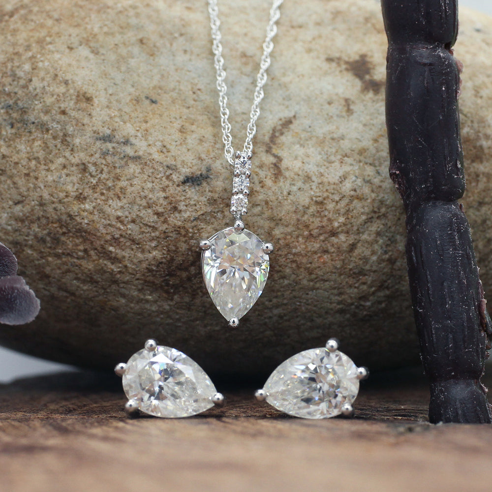 
                      
                        10X7MM Pear Cut Lab Created Moissanite Diamond Solitaire Pendant & Stud Earrings Jewelry Set In 925 Sterling Silver
                      
                    